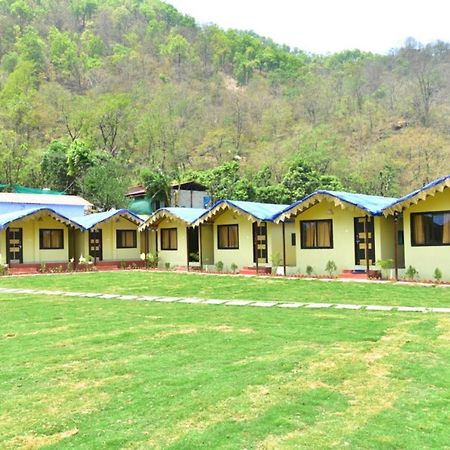 Garud Chatti River Resort Rishīkesh Extérieur photo