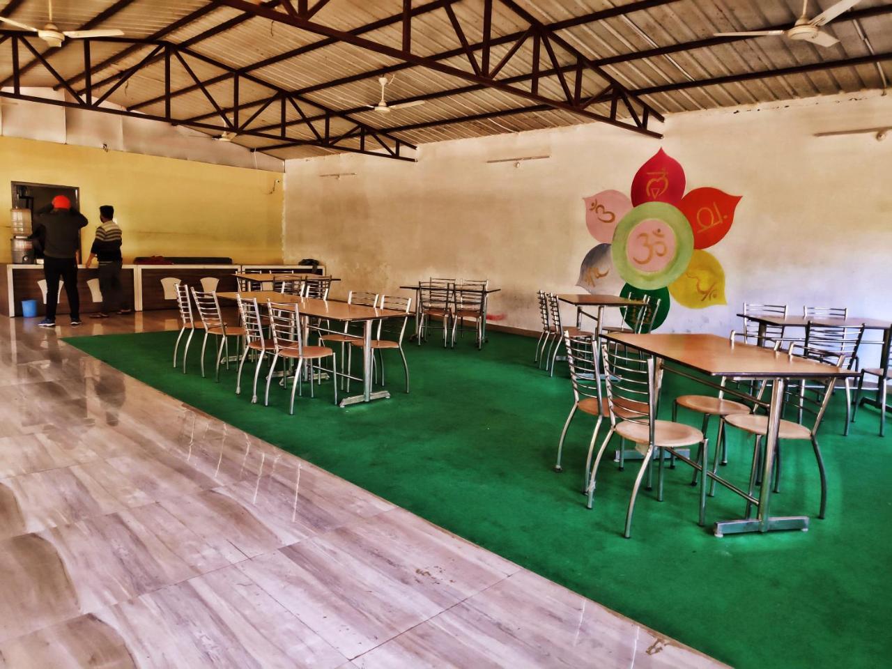 Garud Chatti River Resort Rishīkesh Extérieur photo